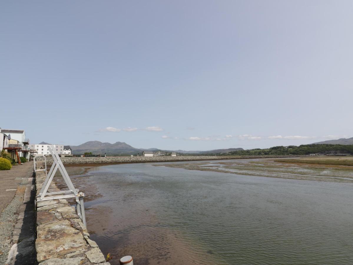 Villa 25 South Snowdon Wharf Porthmadog Exterior foto